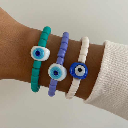 Eye bracelet