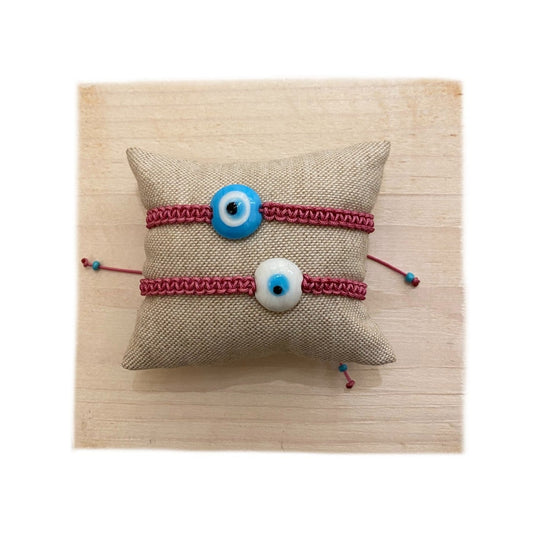 Big Eye Macramé bracelet